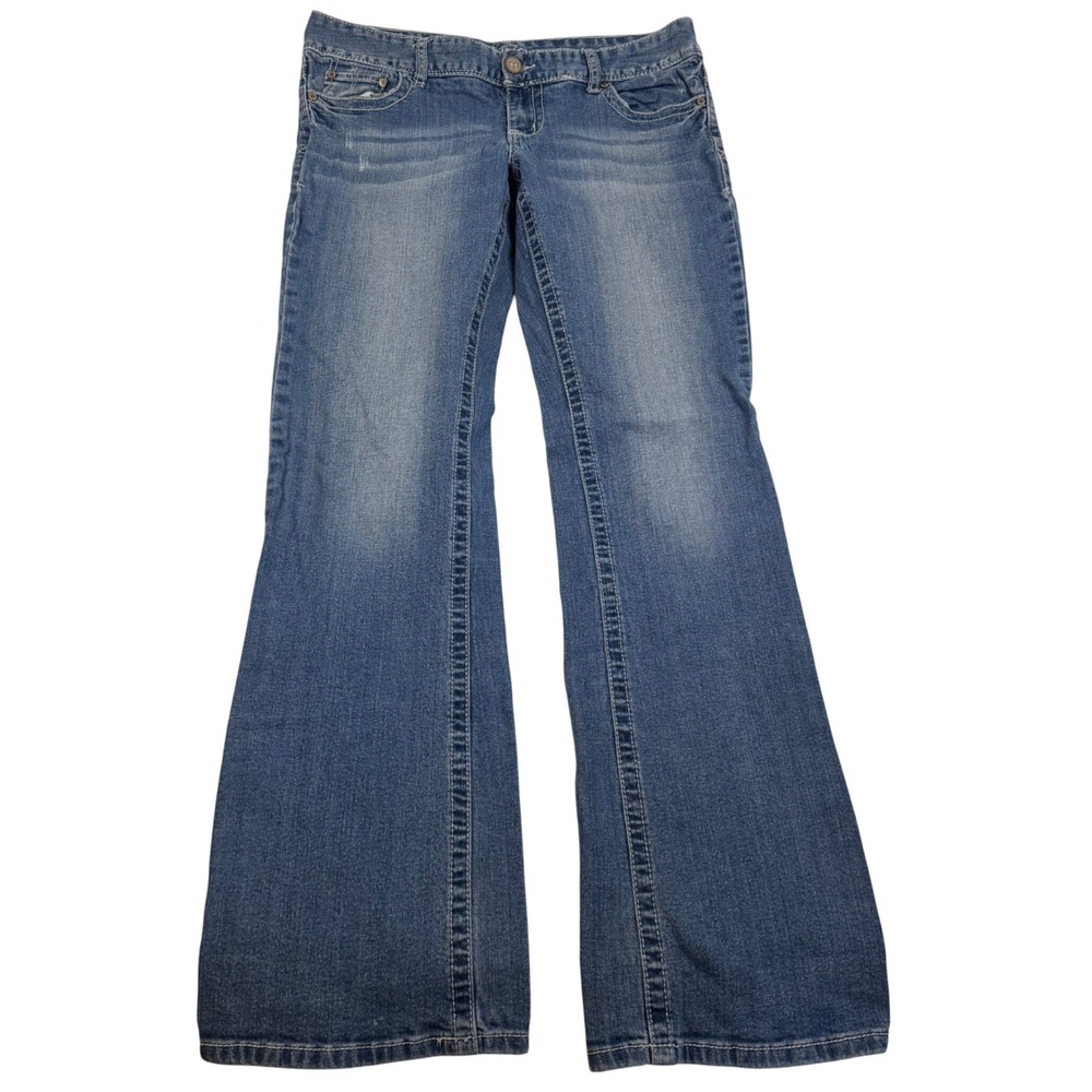 Maurices Womens Flare Leg Jeans Medium Wash Low Rise Embroidered Size 9/10 Long